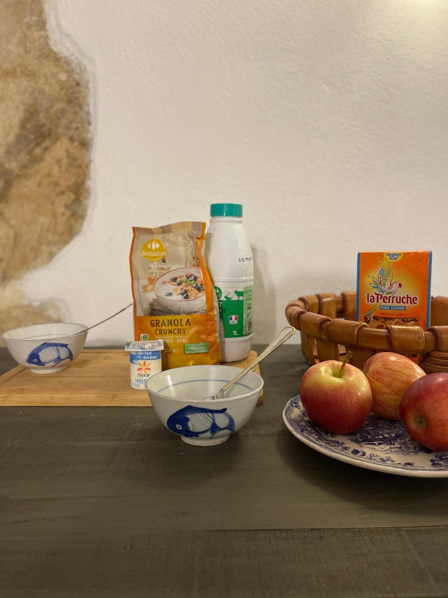 Rent Big Room With Breakfast Free In Old City Нанси Экстерьер фото