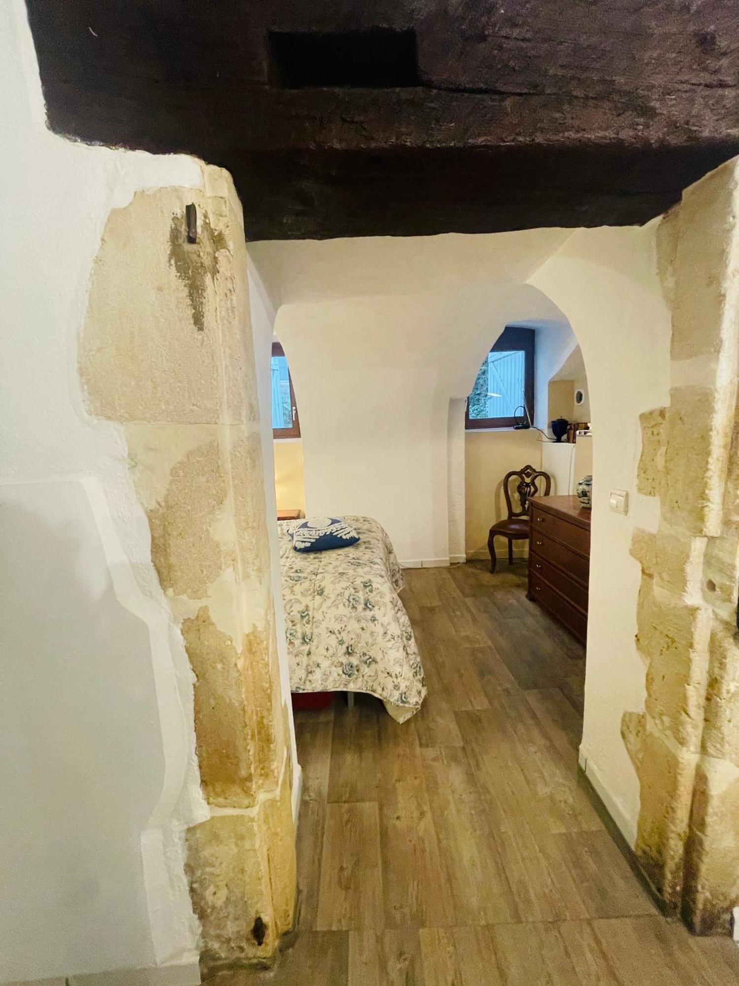 Rent Big Room With Breakfast Free In Old City Нанси Экстерьер фото